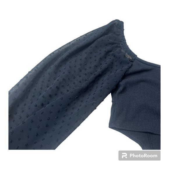 Urban Outfitters cropped long sleeve top w/ sheer dotted sleeves and cutout Sz S - Picture 3 of 6